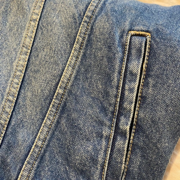 OLD NAVY | Boyfriend Jean Jacket - Picture 2 of 5
